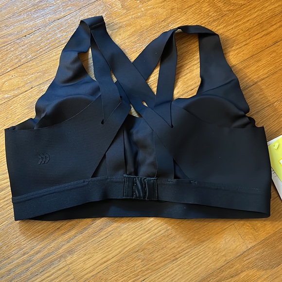 NWT Sports Bra - Picture 2 of 2